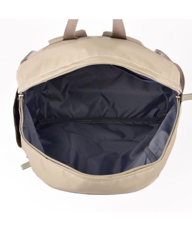 Y'SACCS ダブルホックポケットデイパック グレージュ