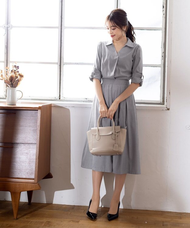 Tiaclasse L 【洗える】小顔効果も期待できるスキッパーシャツワンピース グレーストライプ