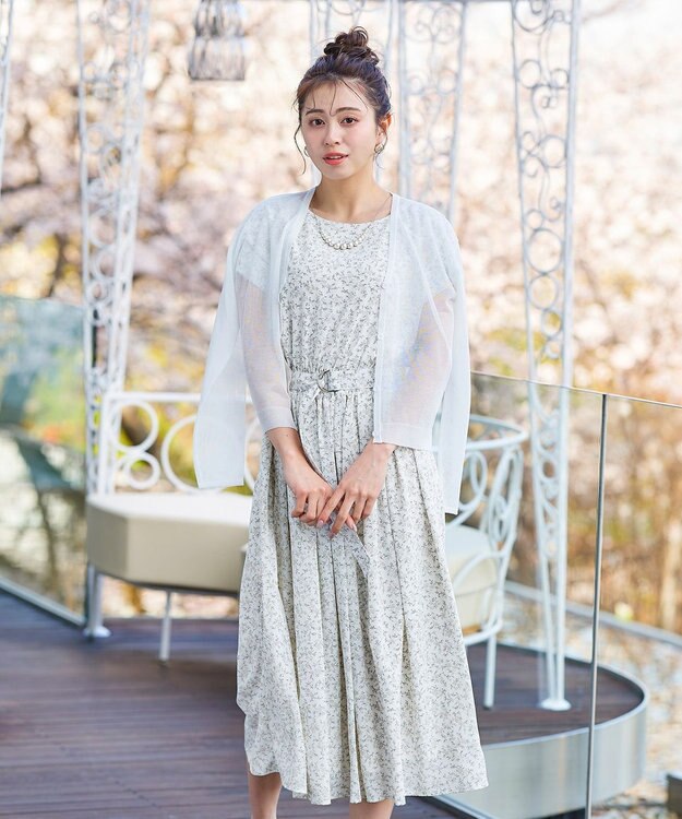 Tiaclasse 【洗える】花柄タックフレンチスリーブワンピース オフホワイト