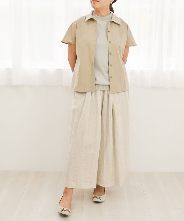 muuc 〈ドライタッチな上質コットン100%〉〈タイプライター生地〉後ろギャザー入り フレンチスリーブのブラウス ベージュ