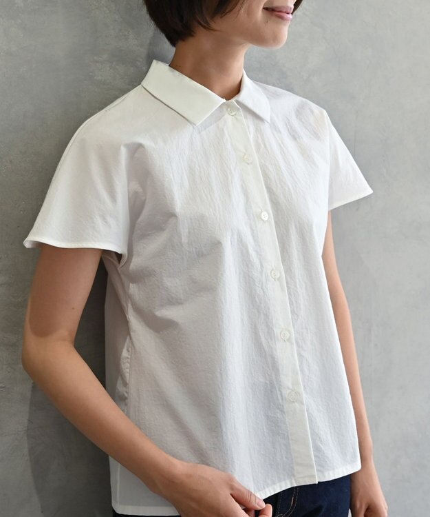 muuc 〈ドライタッチな上質コットン100%〉〈タイプライター生地〉後ろギャザー入り フレンチスリーブのブラウス ホワイト