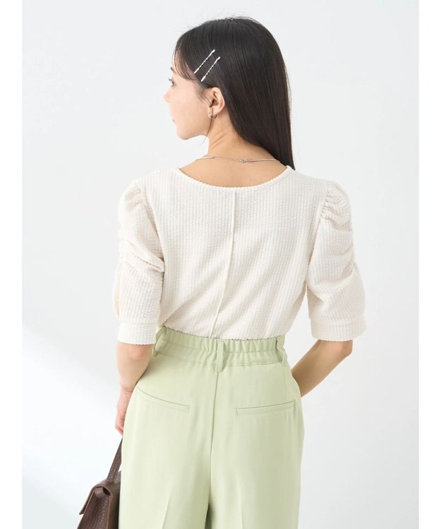 earth music&ecology ぽこぽこパワショルプルオーバー Ivory