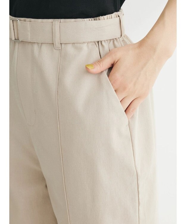 Green Parks 綿麻混バックルベルト付テーパードパンツ Light Beige