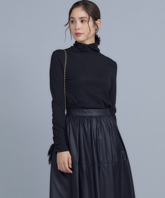 組曲 S ラメシアーリブタートル カットソー ブラック系