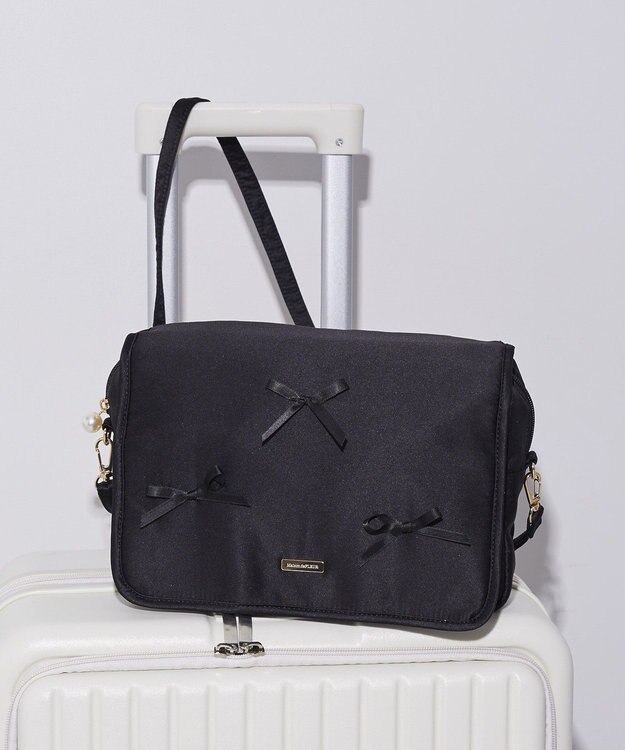 Maison de FLEUR リボン付き２Ｗａｙマルチケース Black
