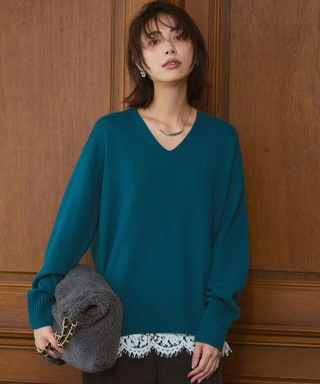 23区 【見上愛さんコラボカラー/VERY掲載】カシミヤブレンド Vネック ニット ピーコックグリーン系