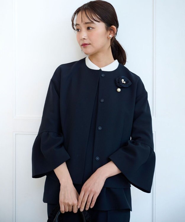 組曲 S 【KUMIKYOKU NAVY】コンフォータブルドレープ フレアスリーブジャケット ネイビー系