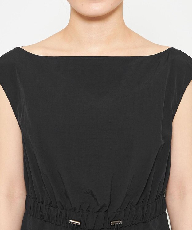 uncrave ライトプルーフナイロン ドロストワンピース ブラック