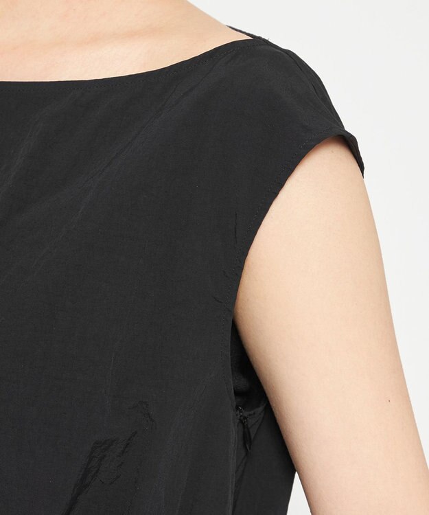 uncrave ライトプルーフナイロン ドロストワンピース ブラック