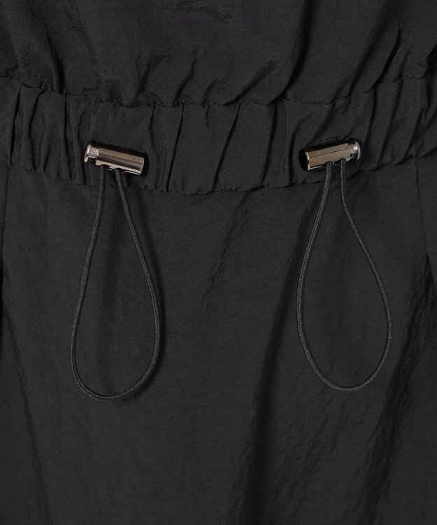 uncrave ライトプルーフナイロン ドロストワンピース ブラック