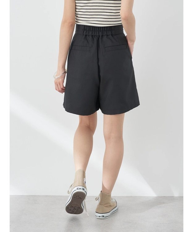 earth music&ecology タックショートパンツ Black