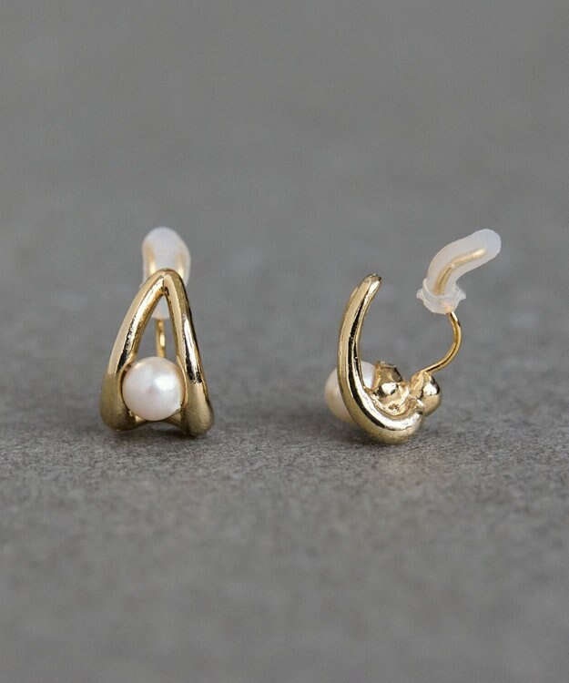 Phoebe 【痛くないシリーズ/金属アレルギー対応】ドロップパールライトフィットイヤリング　ゴールド ゴールド