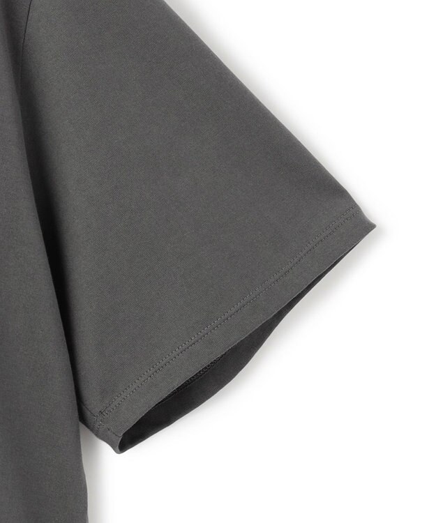 ICB L 【接触冷感・UVケア・洗える】クロップド ロゴTEE チャコール系