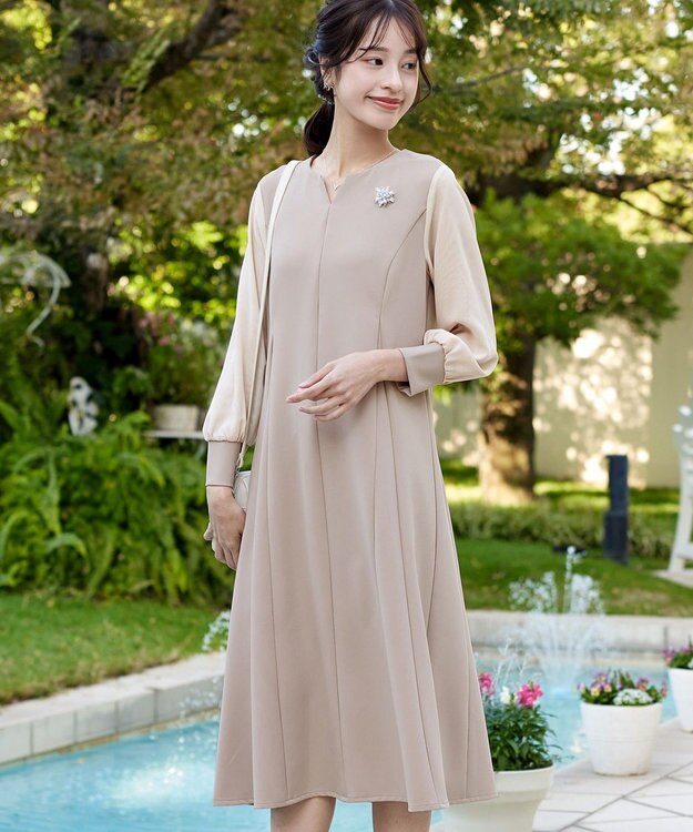 Tiaclasse L 【ストレッチジョーゼット】 シフォン袖ワンピース グレージュ