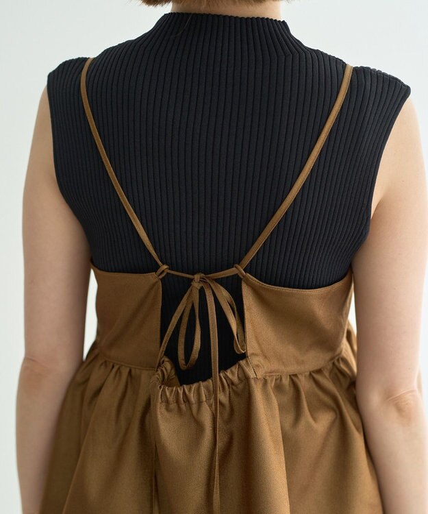 YECCA VECCA シャイニーオーバーキャミ Camel