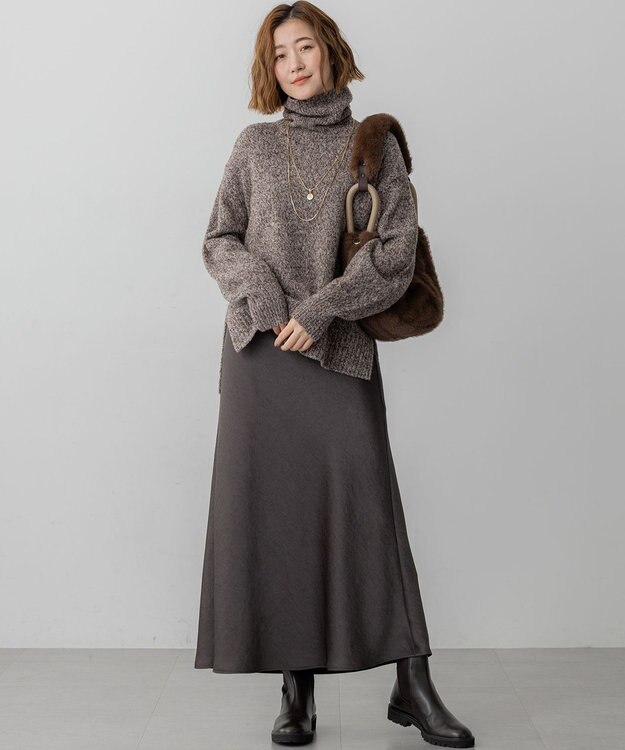 23区 【洗える】ミックスブークレ サイドスリットタートルニット ブラウンマルチ