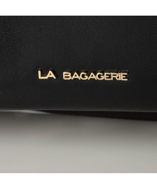 LA BAGAGERIE リサイクルレザー　フラップショルダー ゼブラ