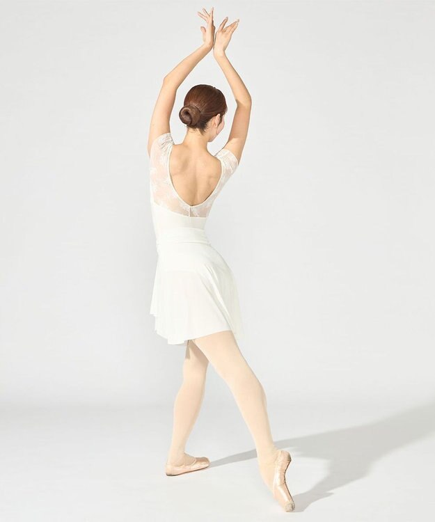 Chacott フレンチスリーブレオタード オフホワイト