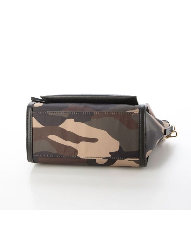 LA BAGAGERIE リサイクルレザー　フラップショルダー カーキ