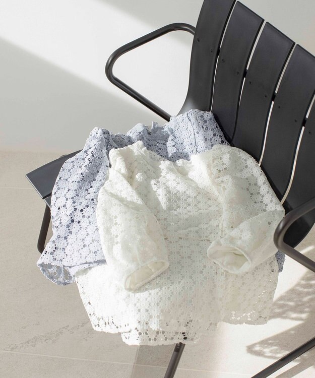 組曲 S 【WEB限定】フラワーレース ペプラムトップス アイボリー系