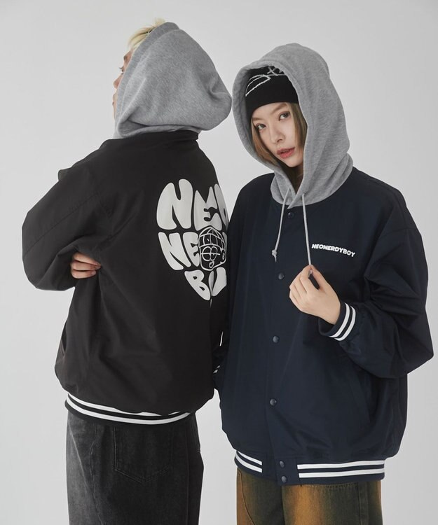 WEGO 【ユニセックス着用ITEM】グラフィックフードスタジャン ネイビー