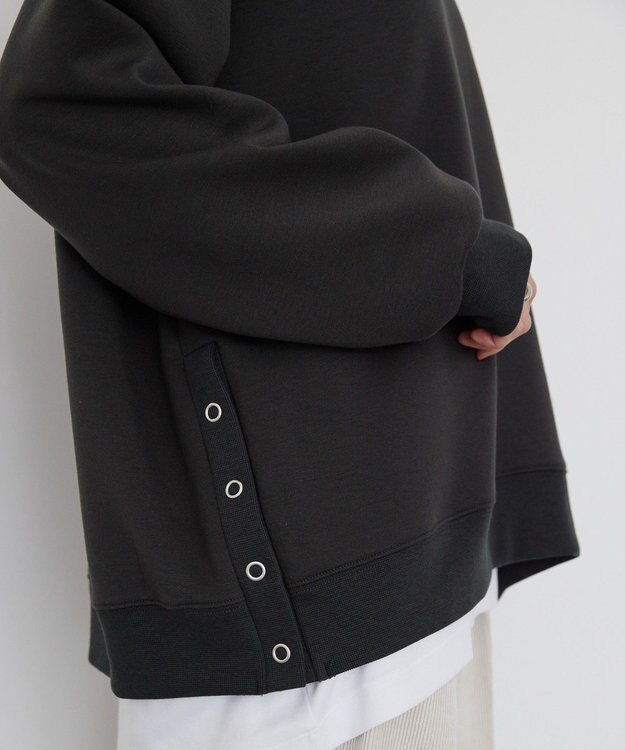 AMERICAN HOLIC サイドドットボタンポンチプルオーバー Charcoal Gray