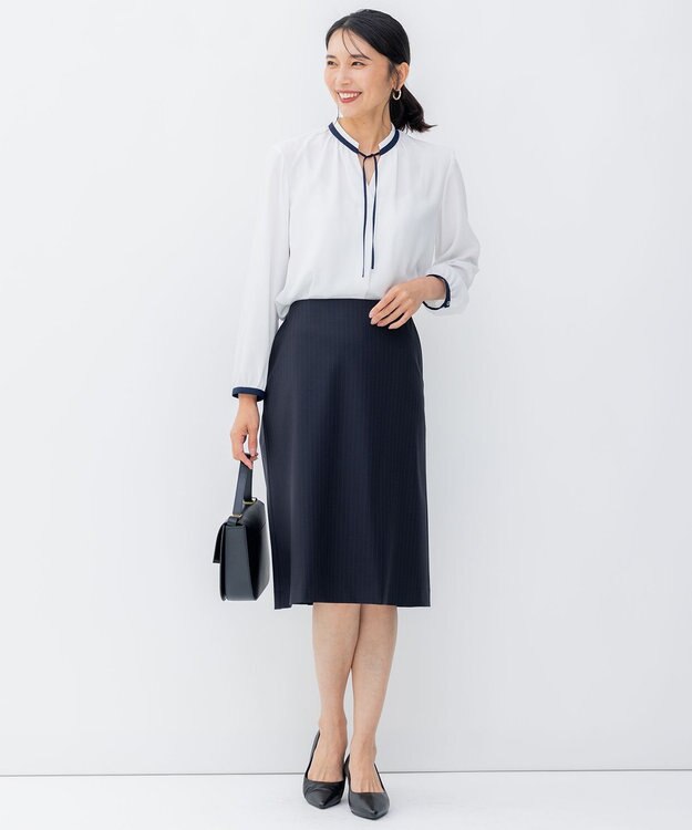 23区 ファインネスウール タイト スカート ネイビー系ストライプ