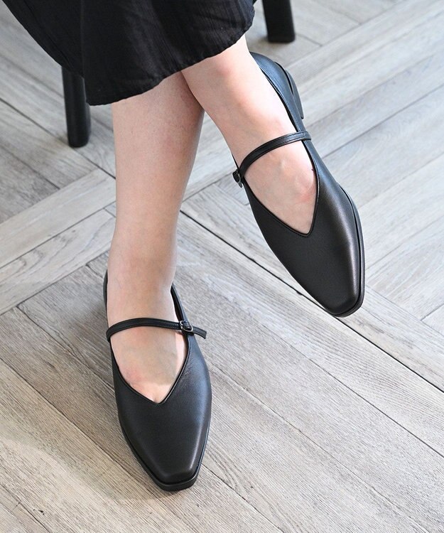 APOM 日本製 晴雨兼用スクエアトゥストラップシューズ15＜CRAHUG限定＞ ブラック