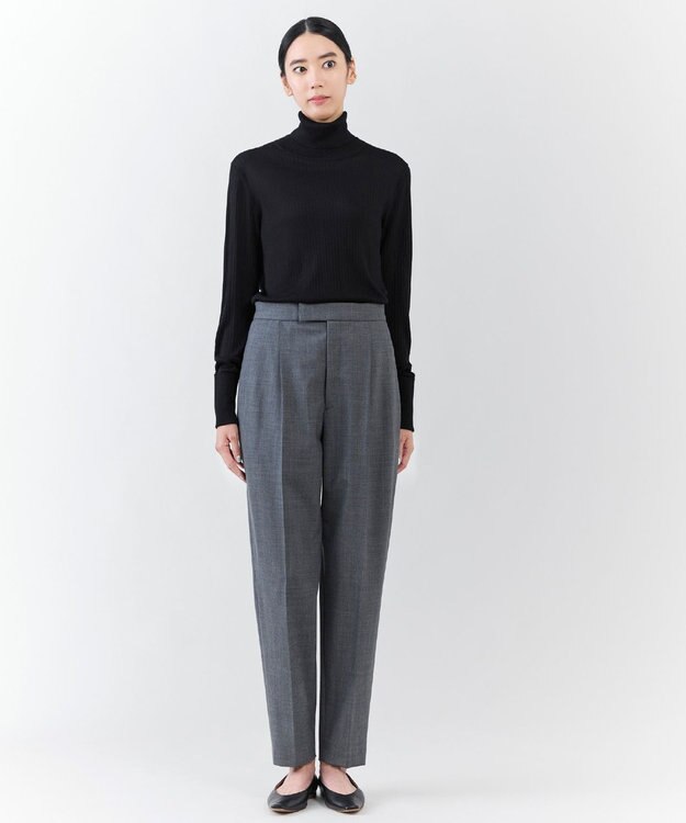 23区 【エステータ】ウールトロドライストレッチ タックテーパード パンツ グレー