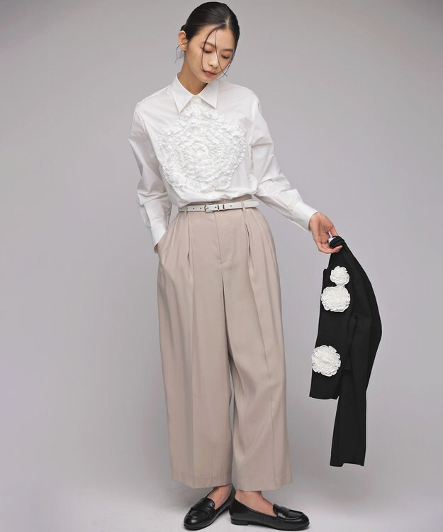 組曲 S 【組曲×setsuko sagittaire】フラワーフリルシャーティング ブラウス ホワイト系