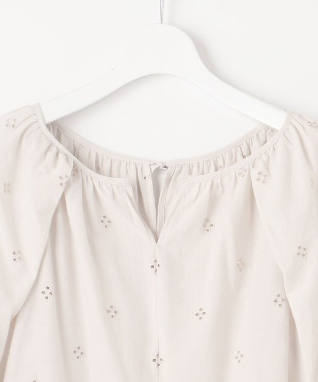 23区 【SLOW/洗える】エンブロイダリーレース ブラウス ベージュ系