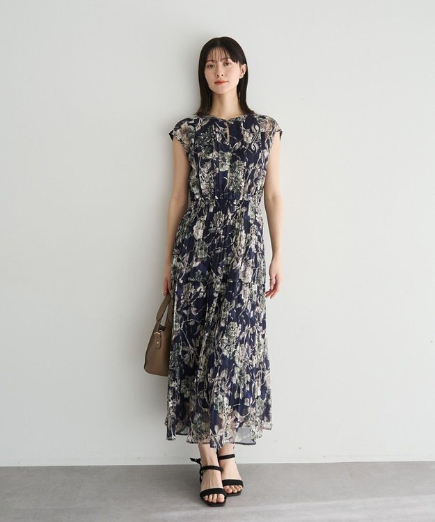 YECCA VECCA 【追加生産】フラワー柄シアープリーツワンピース Ivory
