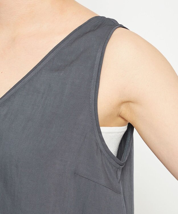 uncrave ドレープツイル Vネックトップス ブルーグレー