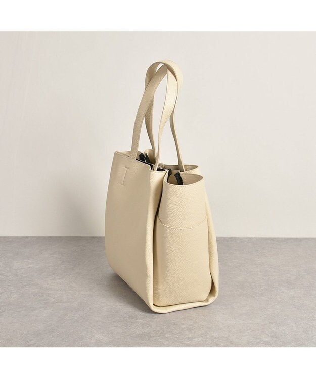 LA BAGAGERIE 【MONICA】収納いっぱいA4トート アイボリー