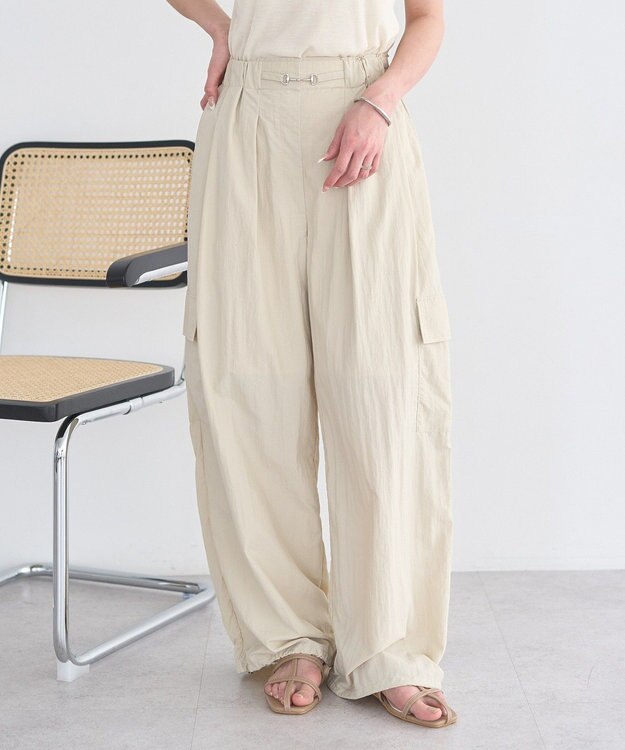 earth music&ecology ビットパーツ付きカーゴパンツ Ivory