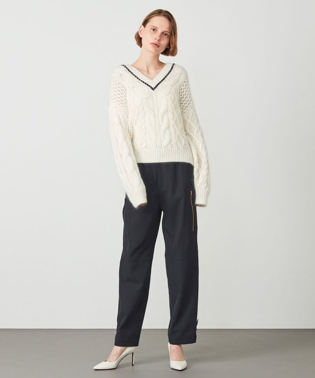 BEIGE， 【CLUEL12月号掲載】NESLE / ニット Ecru x Navy