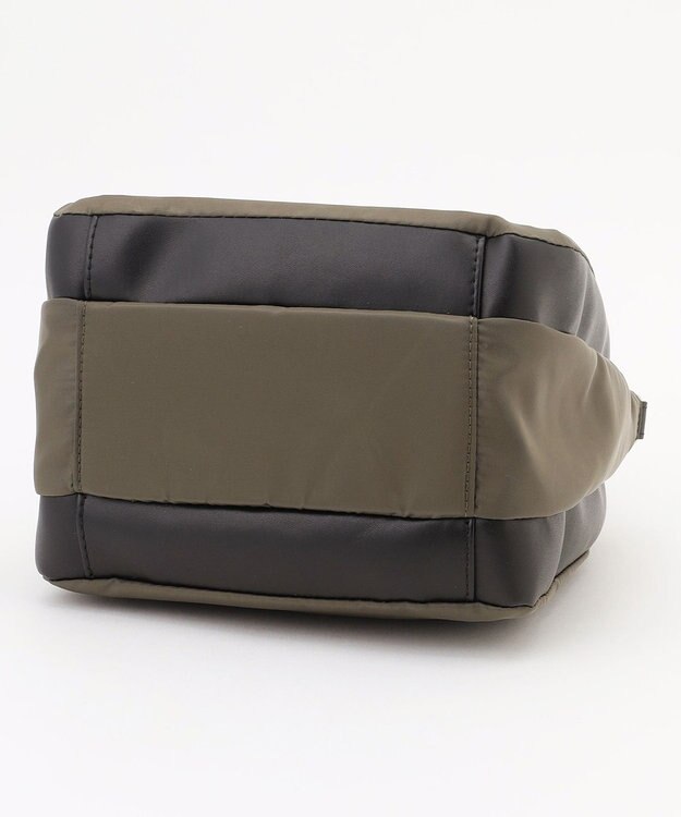 Y'SACCS スクエアすっきりトート SSサイズ カーキ