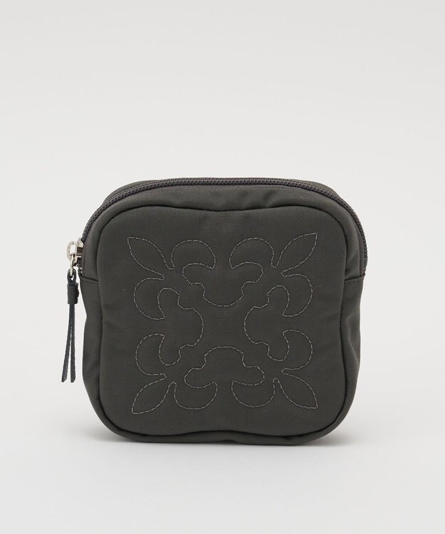 russet コーデュラナイロンスクエアポーチ(CE-1724) Gray