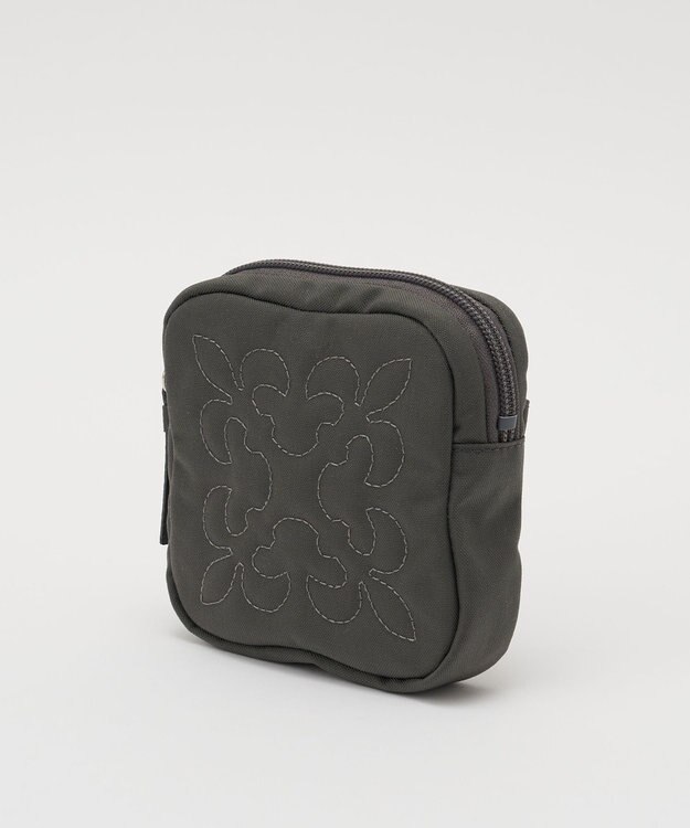 russet コーデュラナイロンスクエアポーチ(CE-1724) Gray