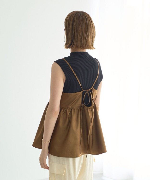 YECCA VECCA シャイニーオーバーキャミ Camel