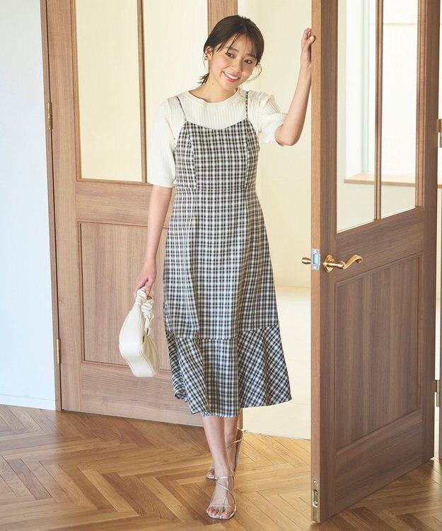 Feroux 【セットアイテム・洗える】パフスリーブニット×キャミソール ワンピース ブラック系2