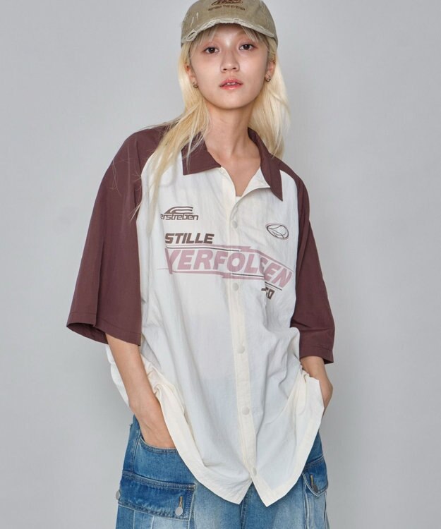 WEGO 【ユニセックス着用ITEM】ラグラングラフィックシャツ（SS） ブラウンその他