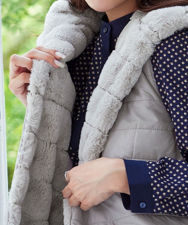 Tiaclasse 【2WAY】着回し自由のリバーシブルキルトフェイクファーベスト グレー