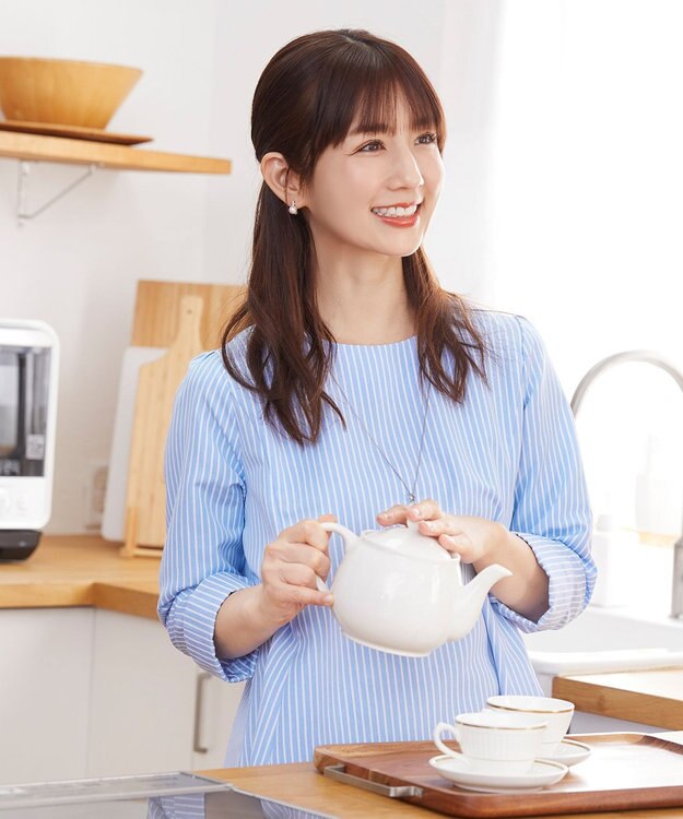 Tiaclasse L 【小倉優子さん着用・選べる袖TYPE・洗える】バックフレアチュニック 七分袖サックスストライプ