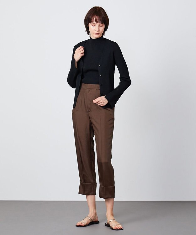 BEIGE， CARO / クロップドパンツ Bista