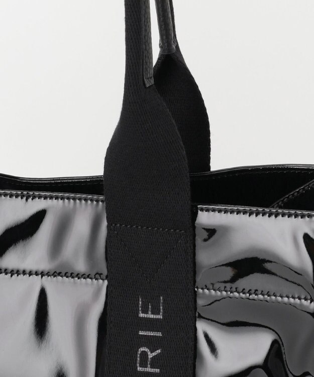 LA BAGAGERIE ソフトエナメル　ロゴテープトートバッグ　Lサイズ ブラック