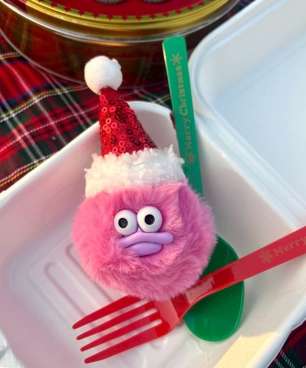 WEGO メリクリサンタモンスターぬいぐるみキーホルダー ピンク