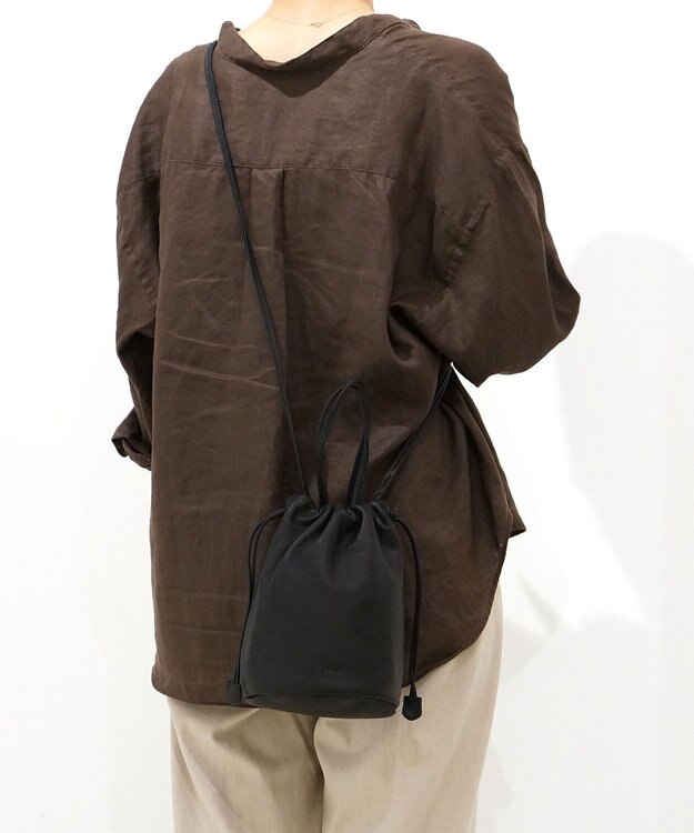 FOLNA RD ソフトレザー2WAY巾着ショルダーバッグ ブラック