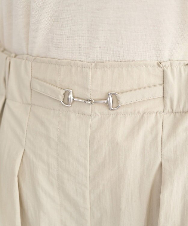 earth music&ecology ビットパーツ付きカーゴパンツ Ivory