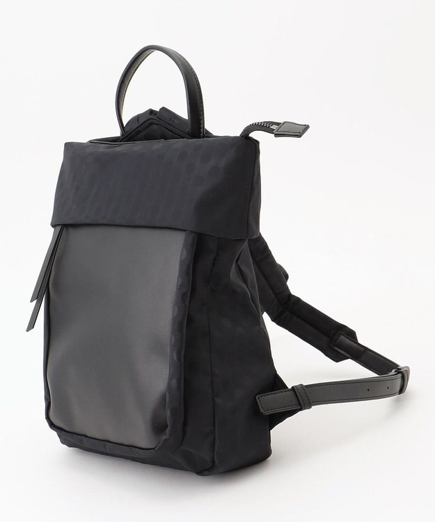 Y'SACCS はっ水ドットジャカード リサイクルレザーコンビ リュック ブラック